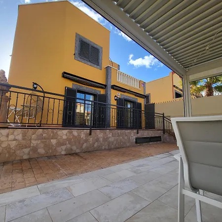 Sun And Townhouse El Duque Σπίτι διακοπών *