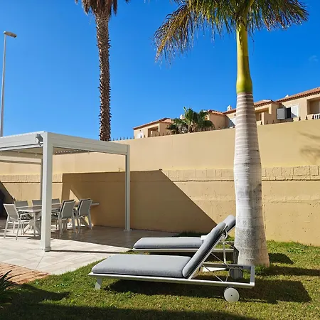 Sun And Townhouse El Duque Σπίτι διακοπών *