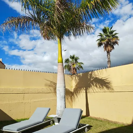 Sun And Townhouse El Duque